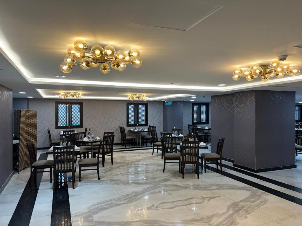 Al Ansar Golden Tulip Otel Medine Dış mekan fotoğraf