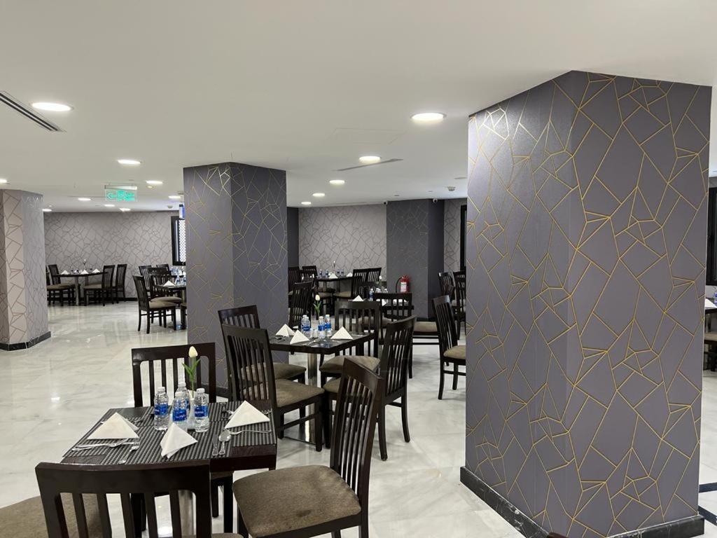 Al Ansar Golden Tulip Otel Medine Dış mekan fotoğraf