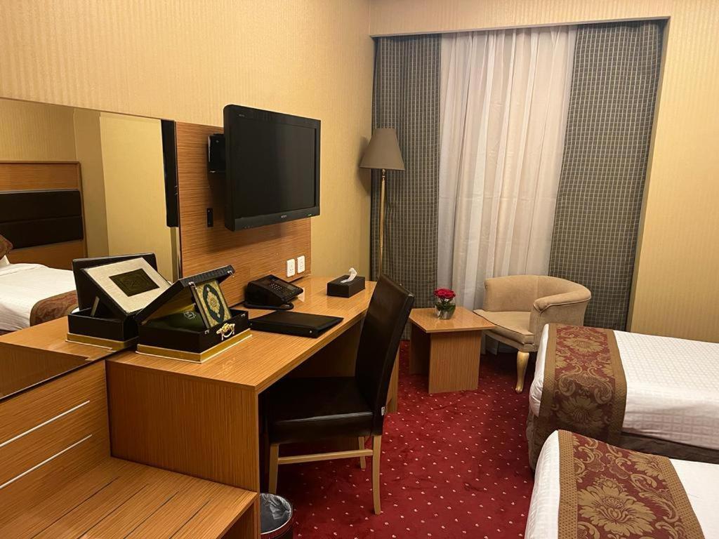 Al Ansar Golden Tulip Otel Medine Dış mekan fotoğraf