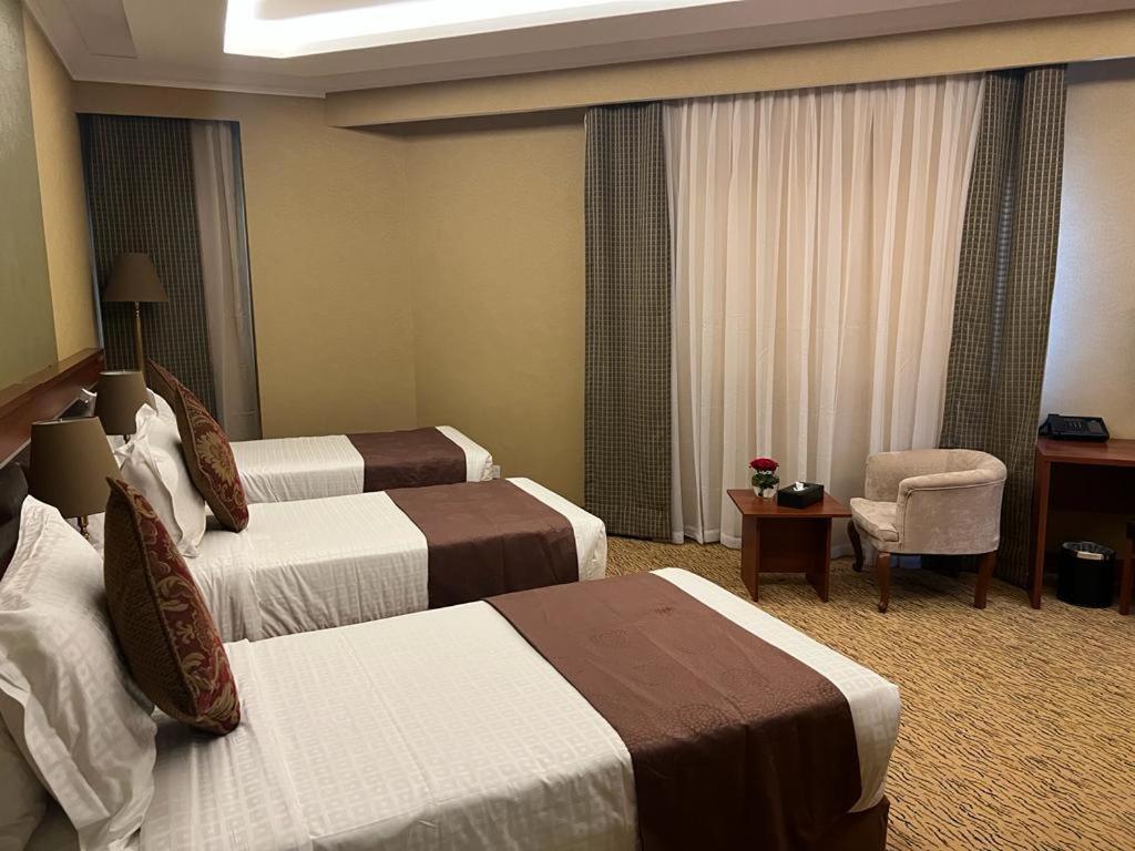 Al Ansar Golden Tulip Otel Medine Dış mekan fotoğraf