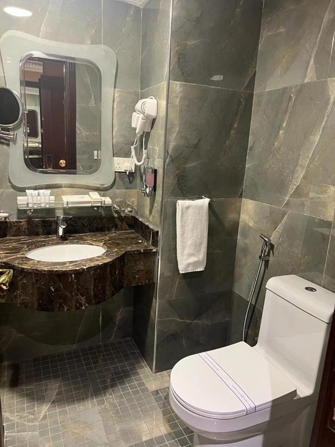 Al Ansar Golden Tulip Otel Medine Dış mekan fotoğraf