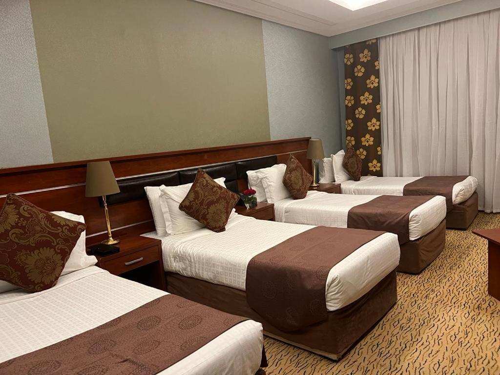 Al Ansar Golden Tulip Otel Medine Dış mekan fotoğraf